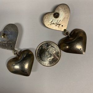 Vintage signed KALIBRE’ 1985 puffy heart earrings